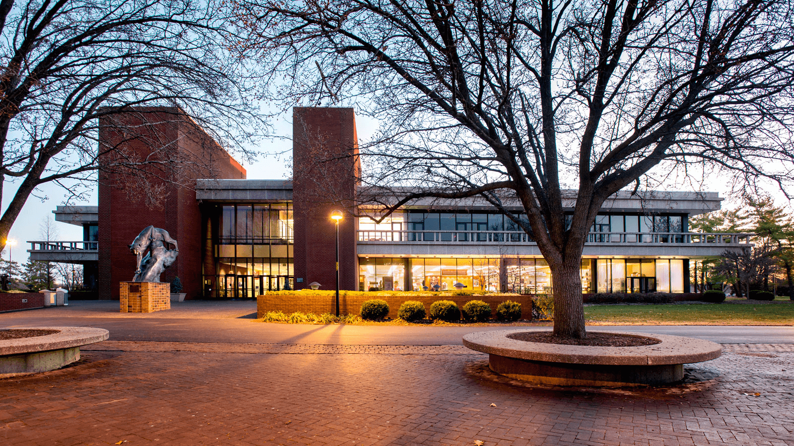 Southern Illinois University Edwardsville building.